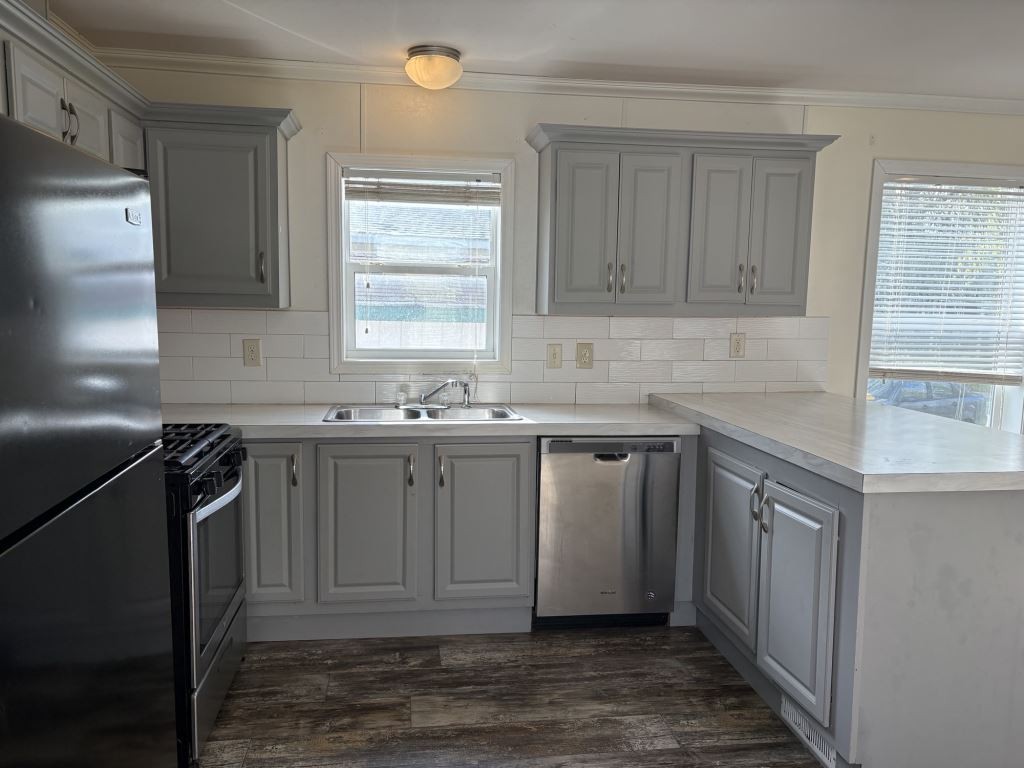 12330 Geneva Ct - Photo 3 of 11
