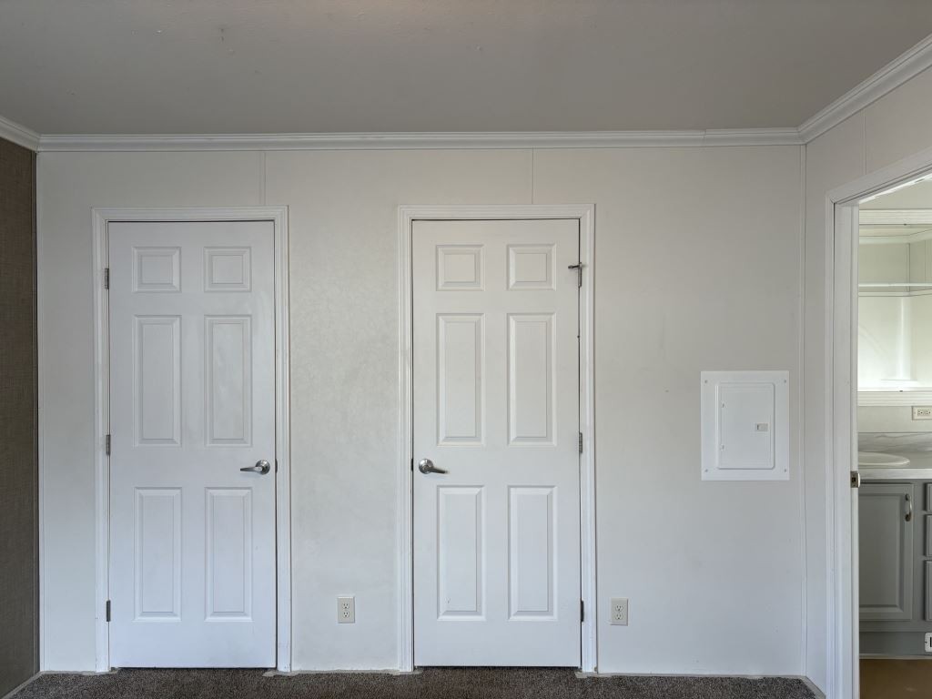 12330 Geneva Ct - Photo 4 of 11