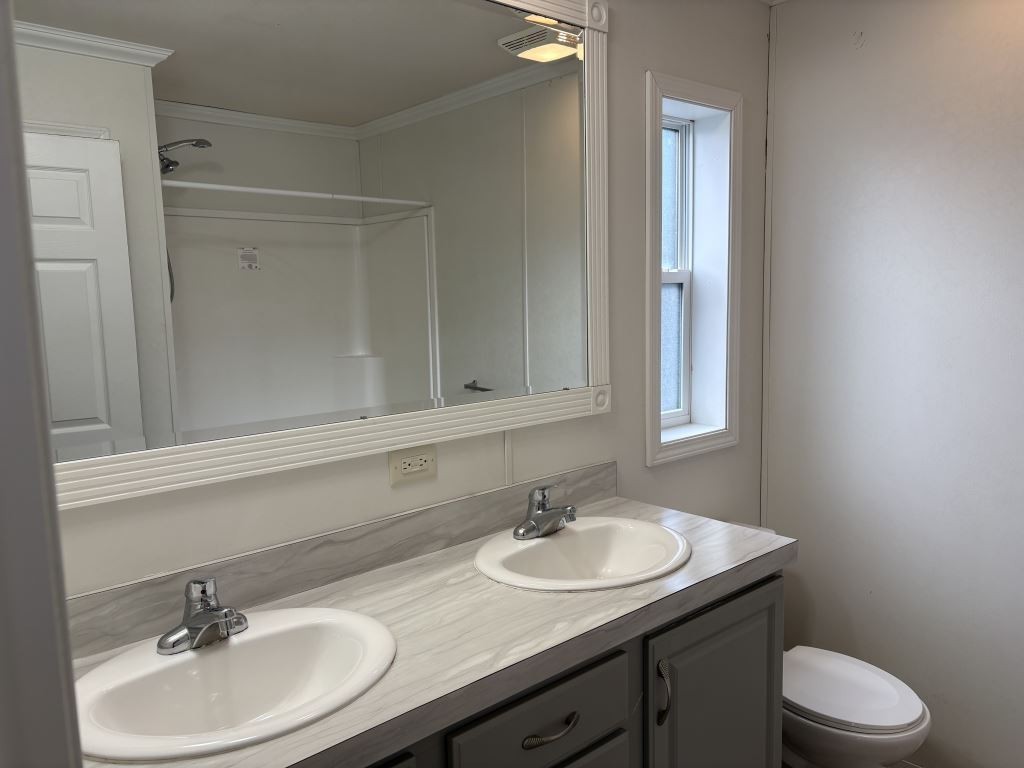 12330 Geneva Ct - Photo 5 of 11