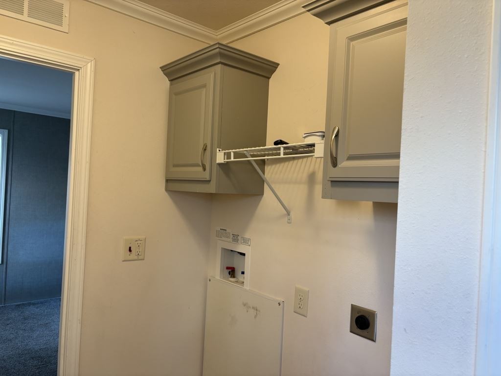 12330 Geneva Ct - Photo 6 of 11