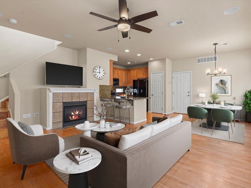2515 Central Park Blvd - Photo 3 of 20