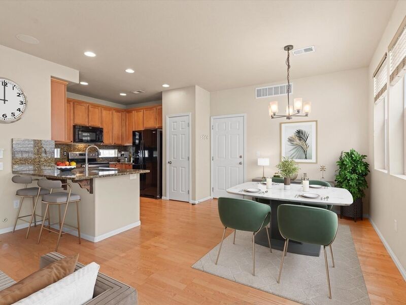 2515 Central Park Blvd - Photo 6 of 20