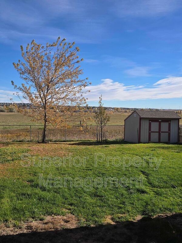 1723 Meadow Dr - Photo 5 of 41