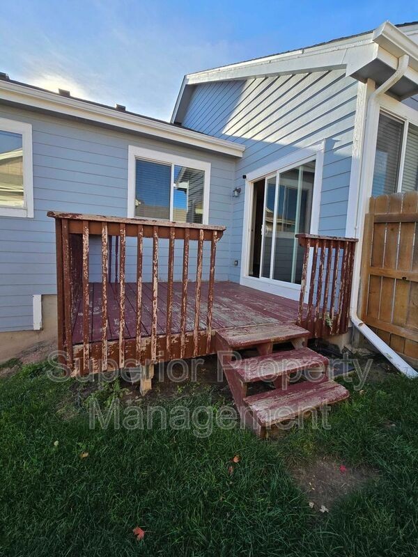 1723 Meadow Dr - Photo 7 of 41