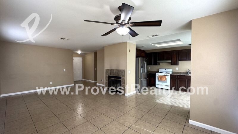 11703 Lupin Rd - Photo 7 of 27