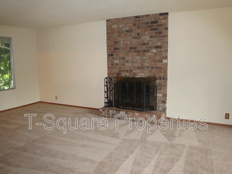 21315 2nd Ave Se - Photo 3 of 18