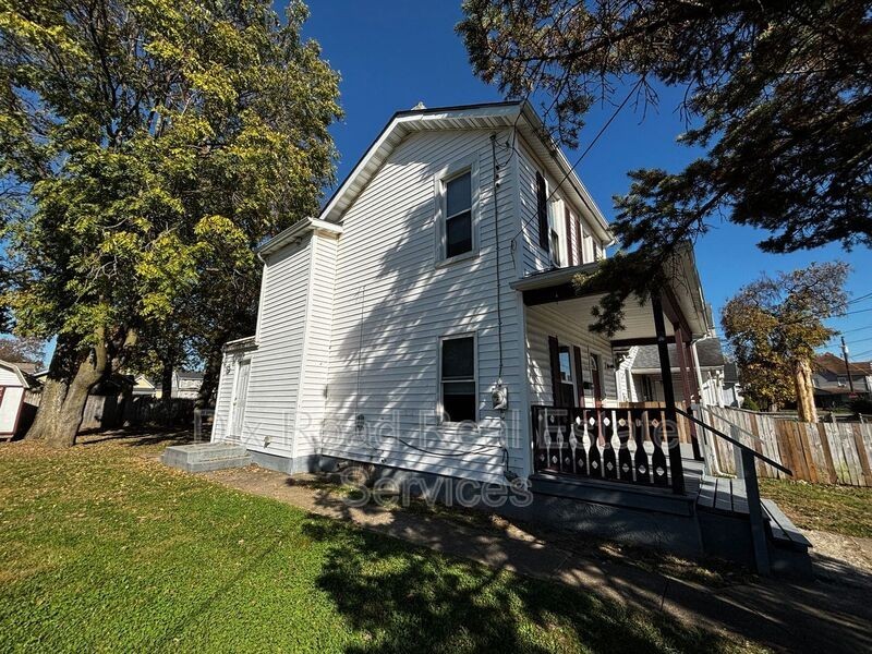 1707 Church St - Photo 5 of 30