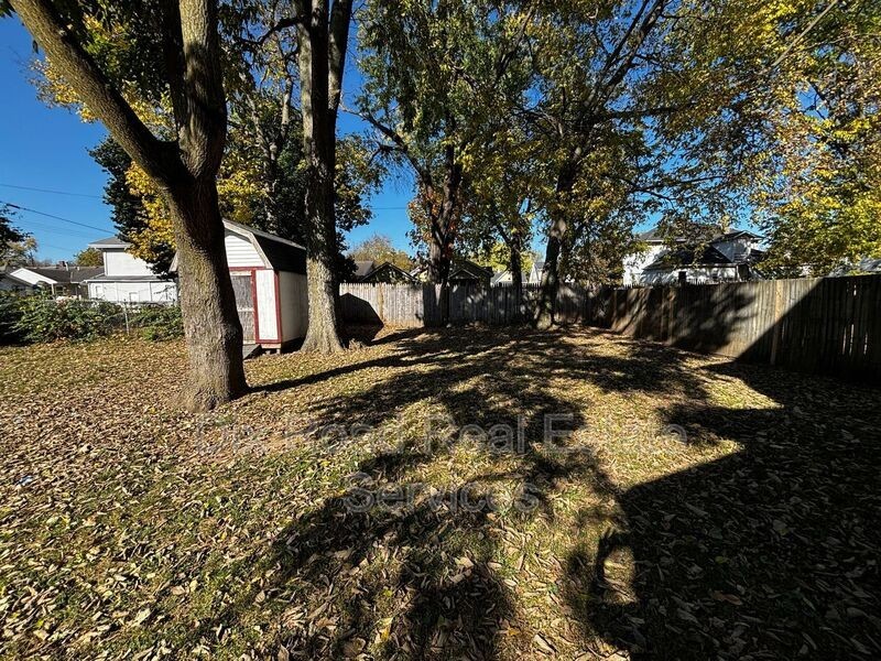1707 Church St - Photo 6 of 30