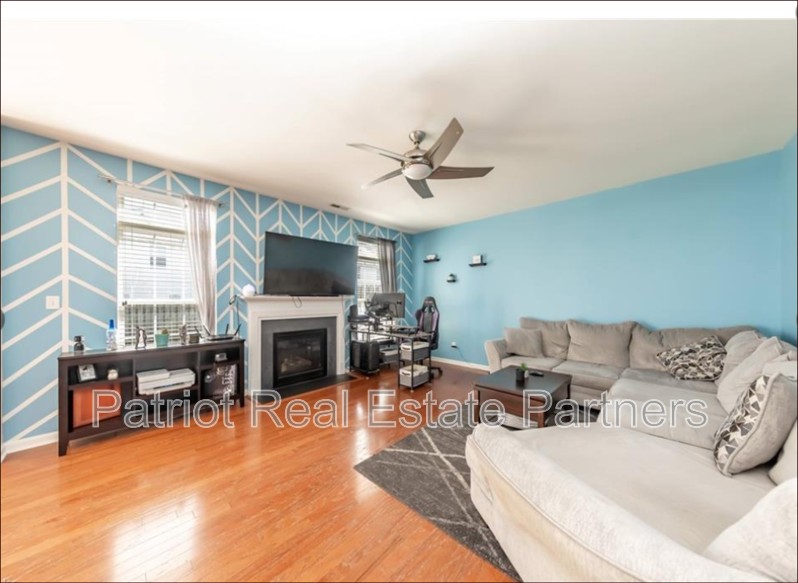 106 Emily Ln - Photo 5 of 6