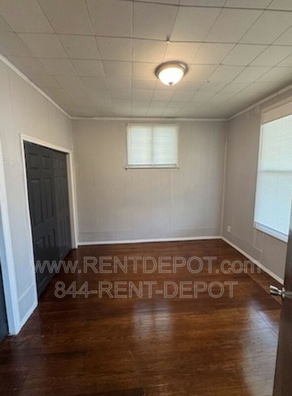 629 E Florida St - Photo 4 of 15