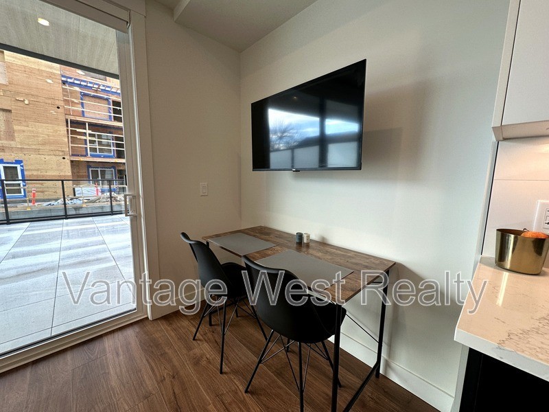 503 Sutherland Ave - Photo 7 of 12