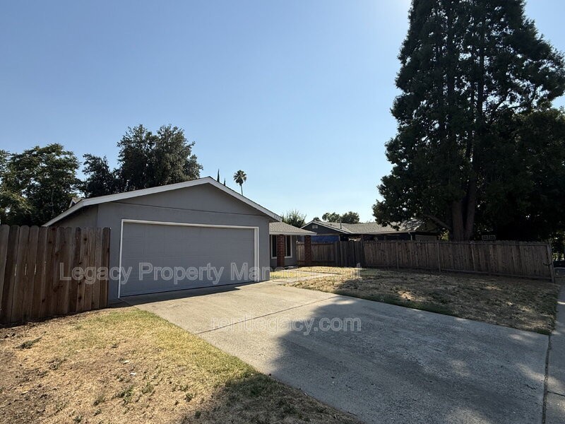 8826 Grayling Way - Photo 2 of 23