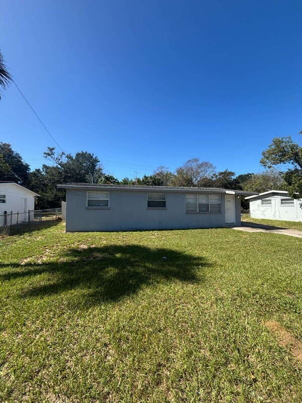 916 Derbyshire Rd - Photo 6 of 13
