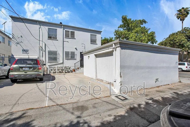 300 S Doheny Dr #300A - Photo 6 of 10
