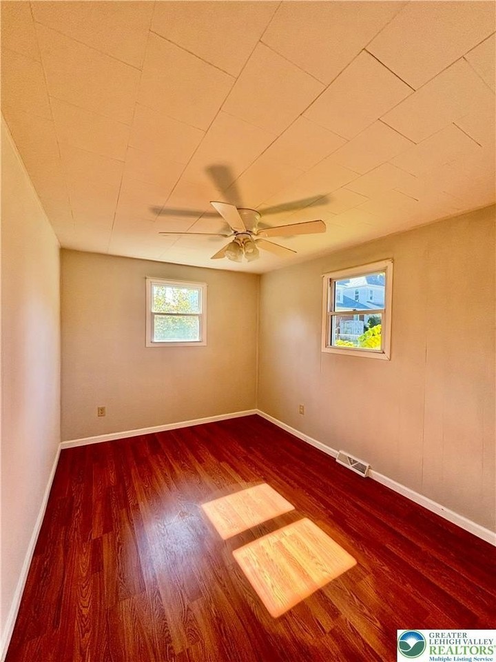 827 W Milton St - Photo 6 of 13