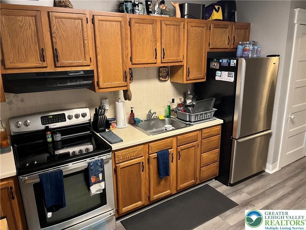 1807 Lincoln Ave #1stFL - Photo 5 of 16