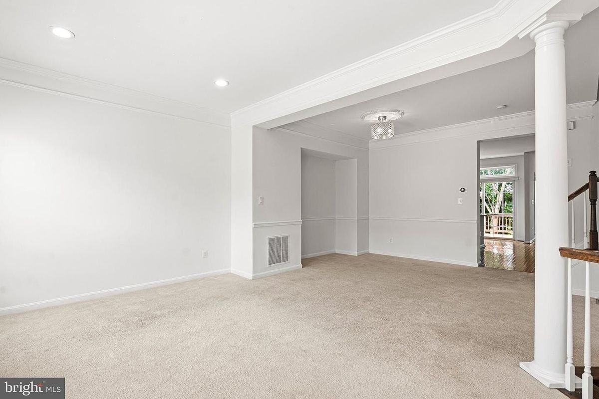 41853 Cinnabar Sq - Photo 5 of 27