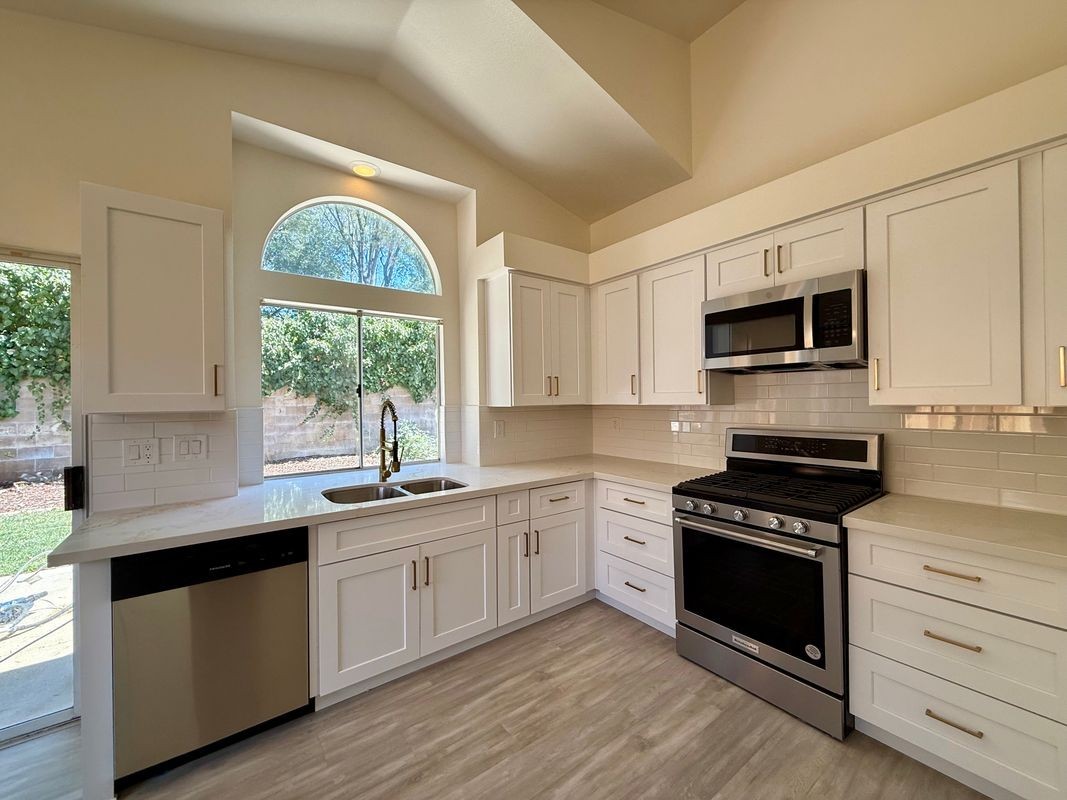 1422 Deborah Pl - Photo 4 of 19