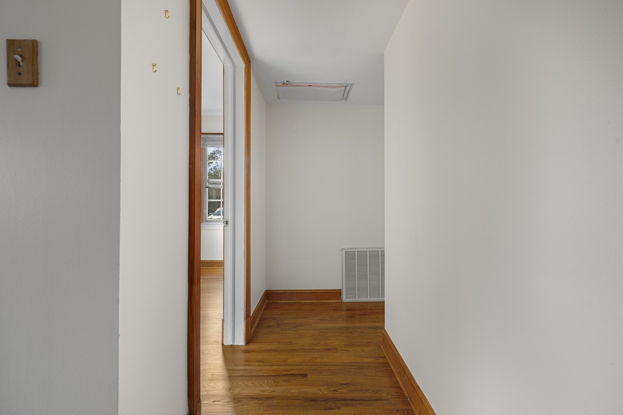 2411 Arlington Blvd #88 - Photo 2 of 27