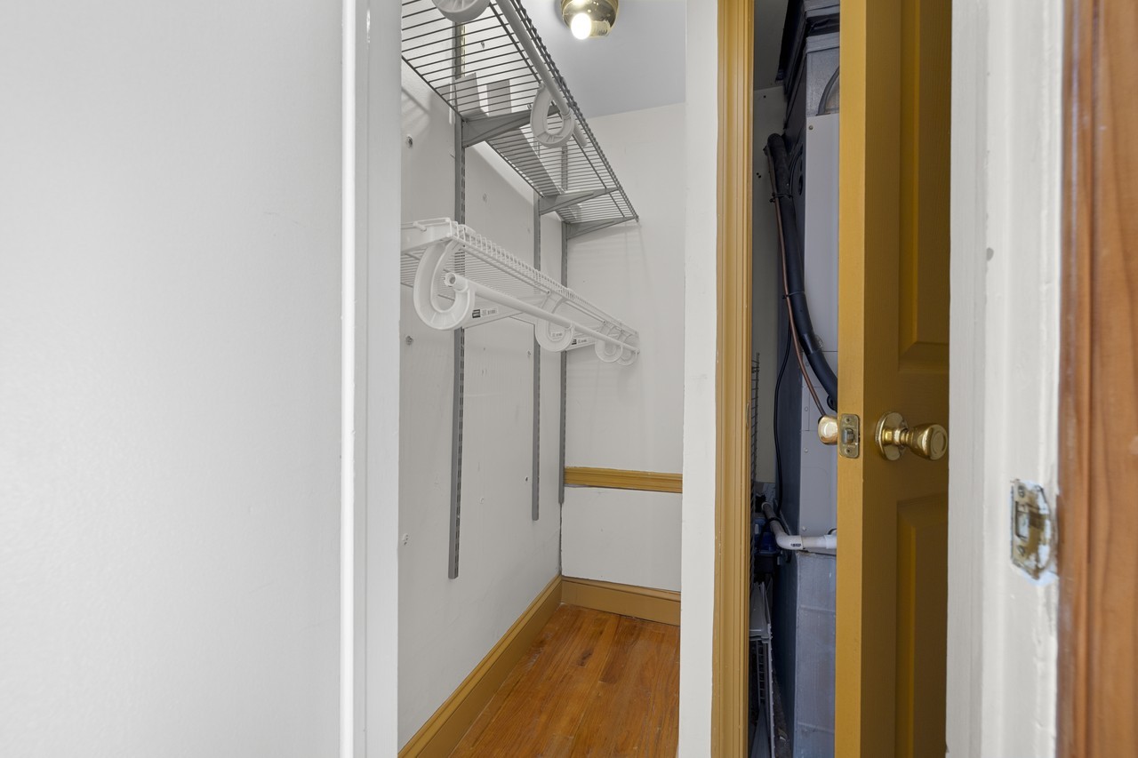 2411 Arlington Blvd #88 - Photo 5 of 27