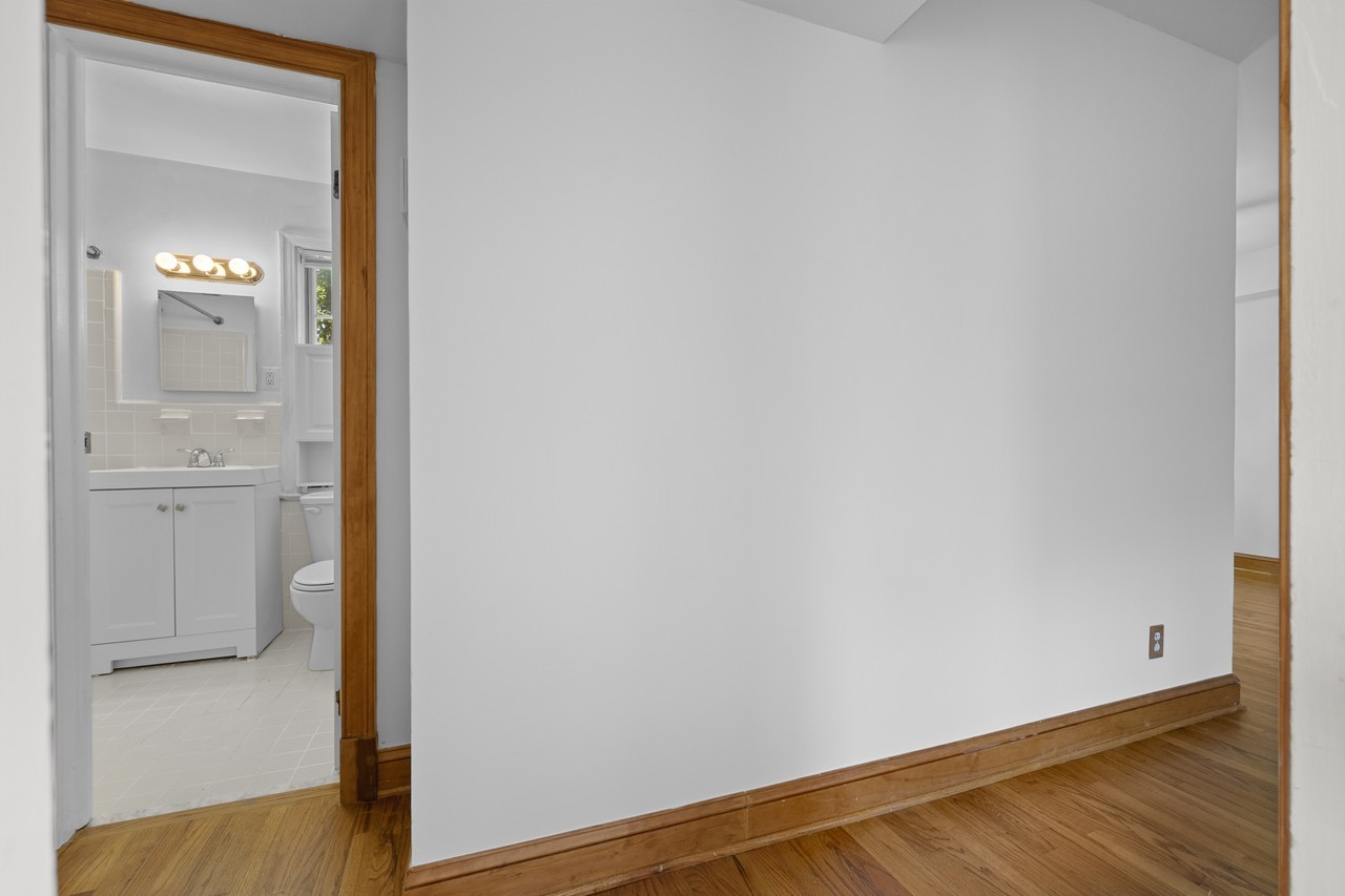 2411 Arlington Blvd #88 - Photo 6 of 27