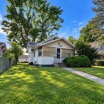 725 S Logan St - Photo 1 of 1