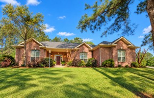 featured image of 307 Romar Pl