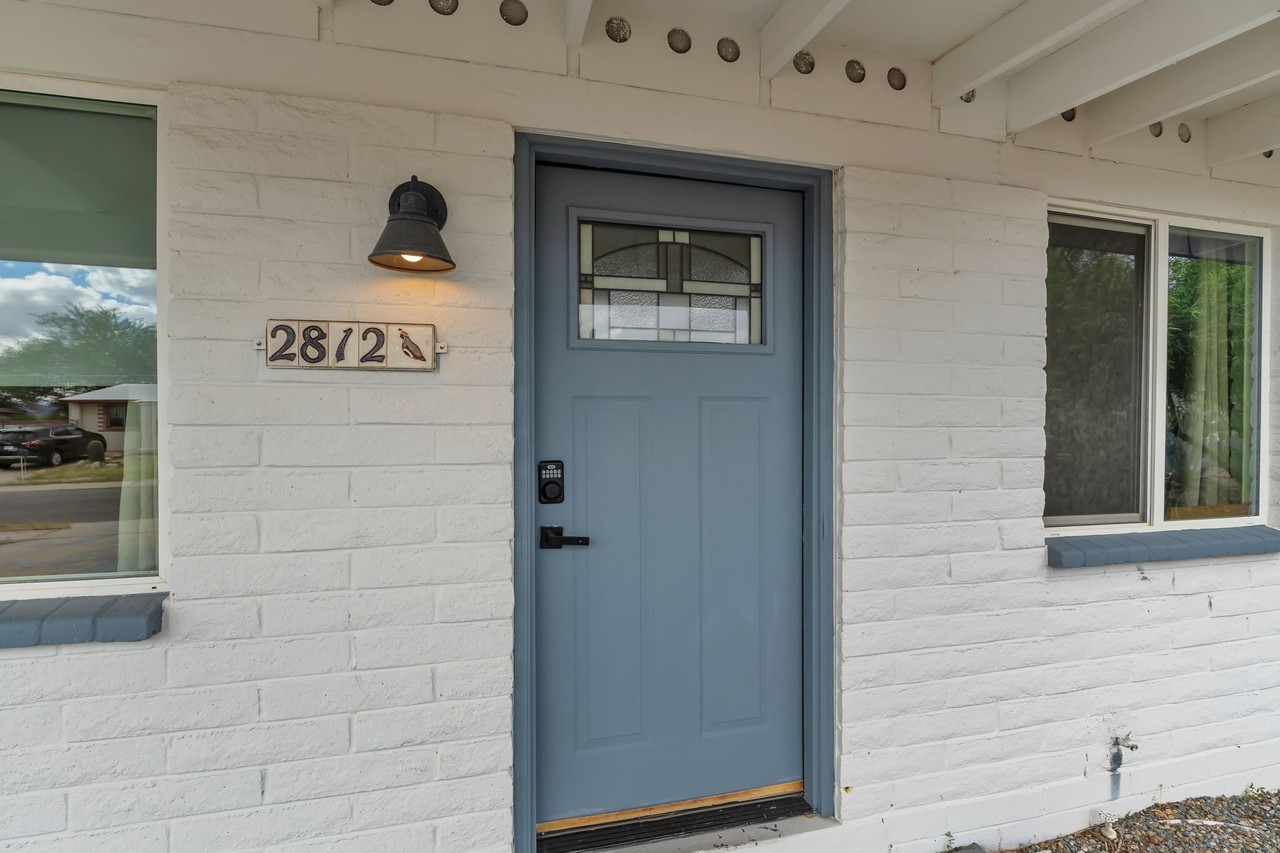 2812 W Via Del Santo - Photo 4 of 17