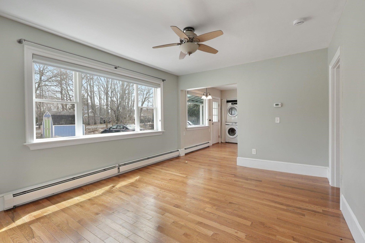 112 Cass St - Photo 6 of 22