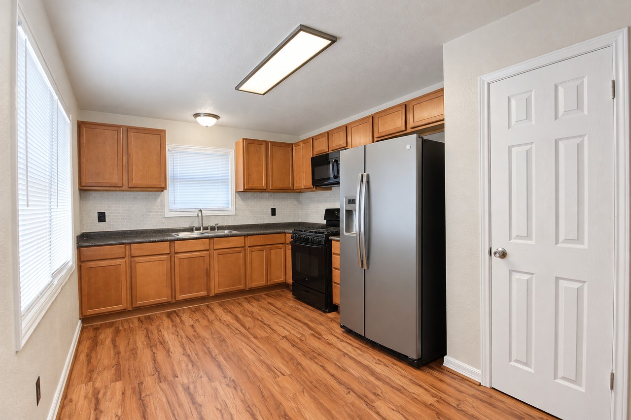 1019 West Ln - Photo 4 of 20