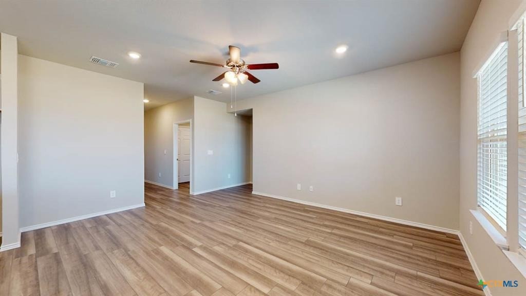 9110 Stonehollow Dr - Photo 3 of 23