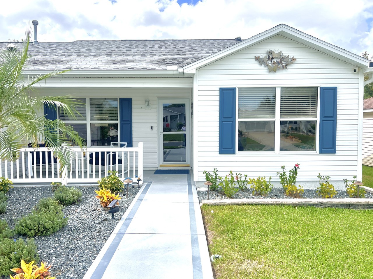994 Kenova Ave - Photo 3 of 43