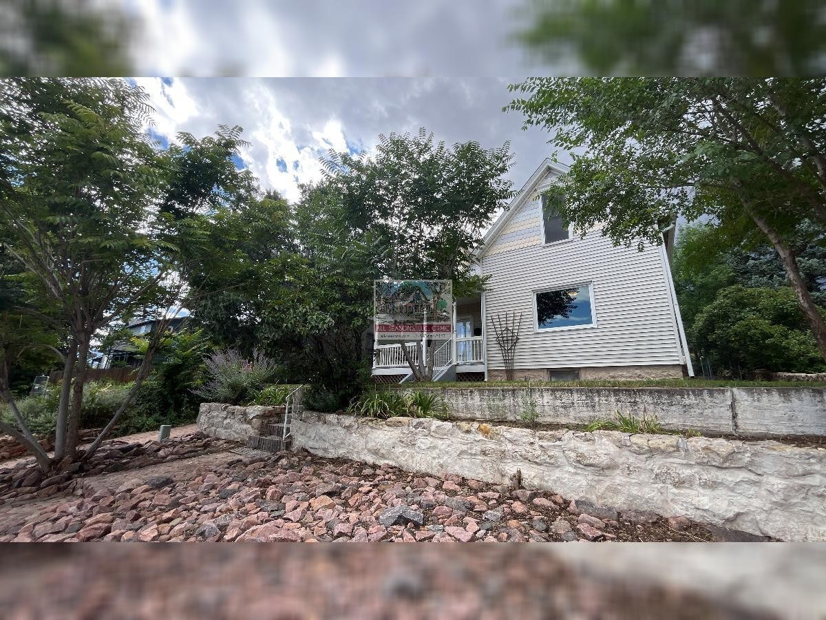 1038 Cooper Ave