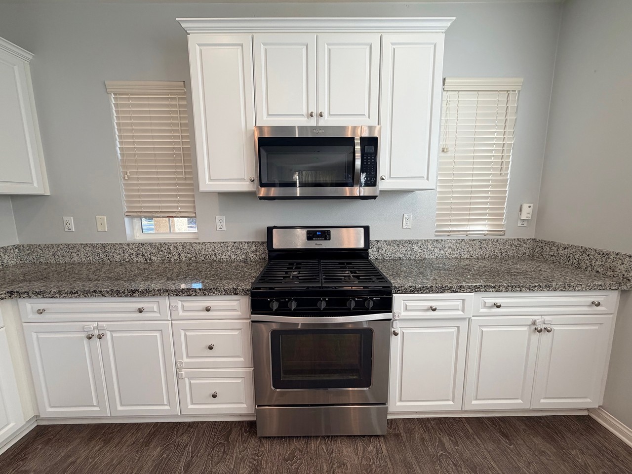 5102 S Mccleve Way E #NA - Photo 5 of 24