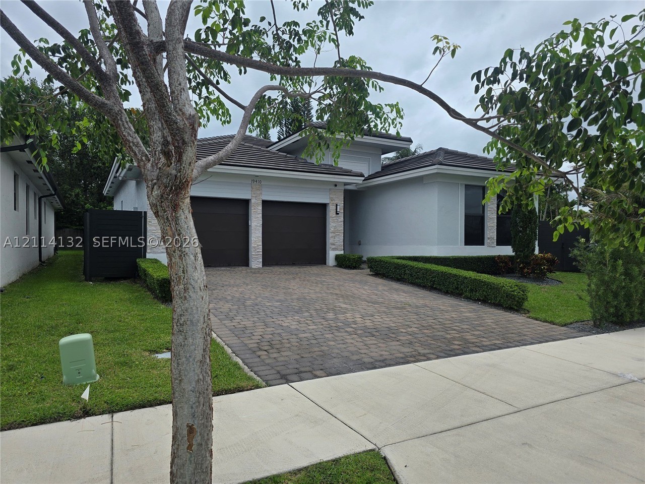 19410 Sw 124th Ct - Photo 5 of 50