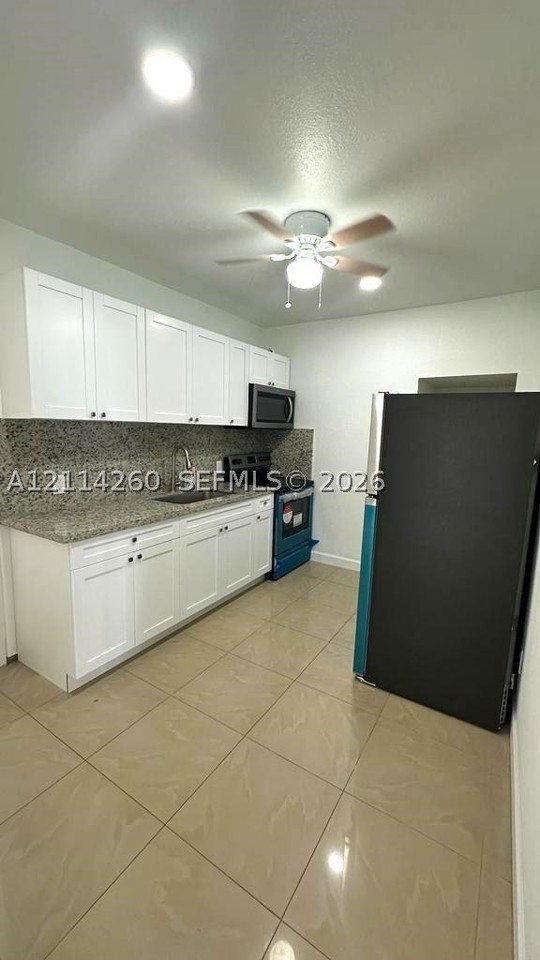 1770 Nw 19th Ter #G - Photo 2 of 12