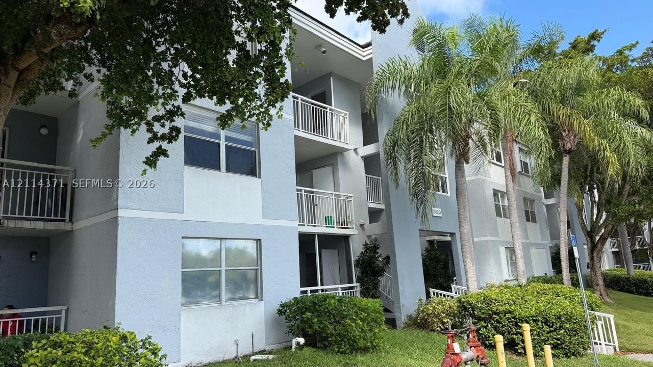 8520 Sw 212th St #301 - Photo 4 of 50