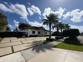 1721 Nw 11th Ave - Photo 3 of 48