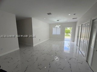 1721 Nw 11th Ave - Photo 7 of 48