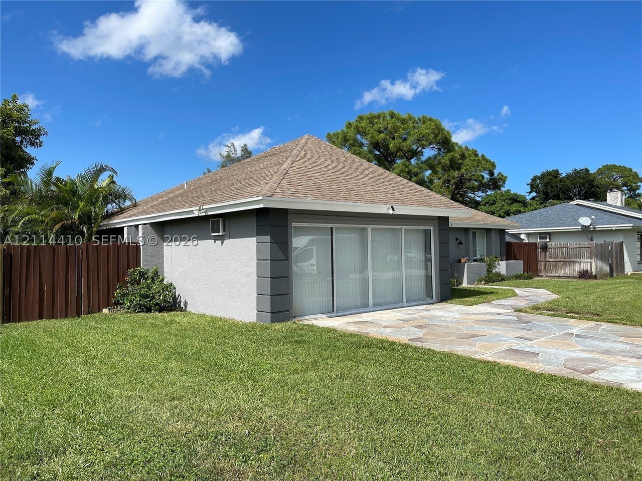 1163 W Fernlea Dr - Photo 2 of 11
