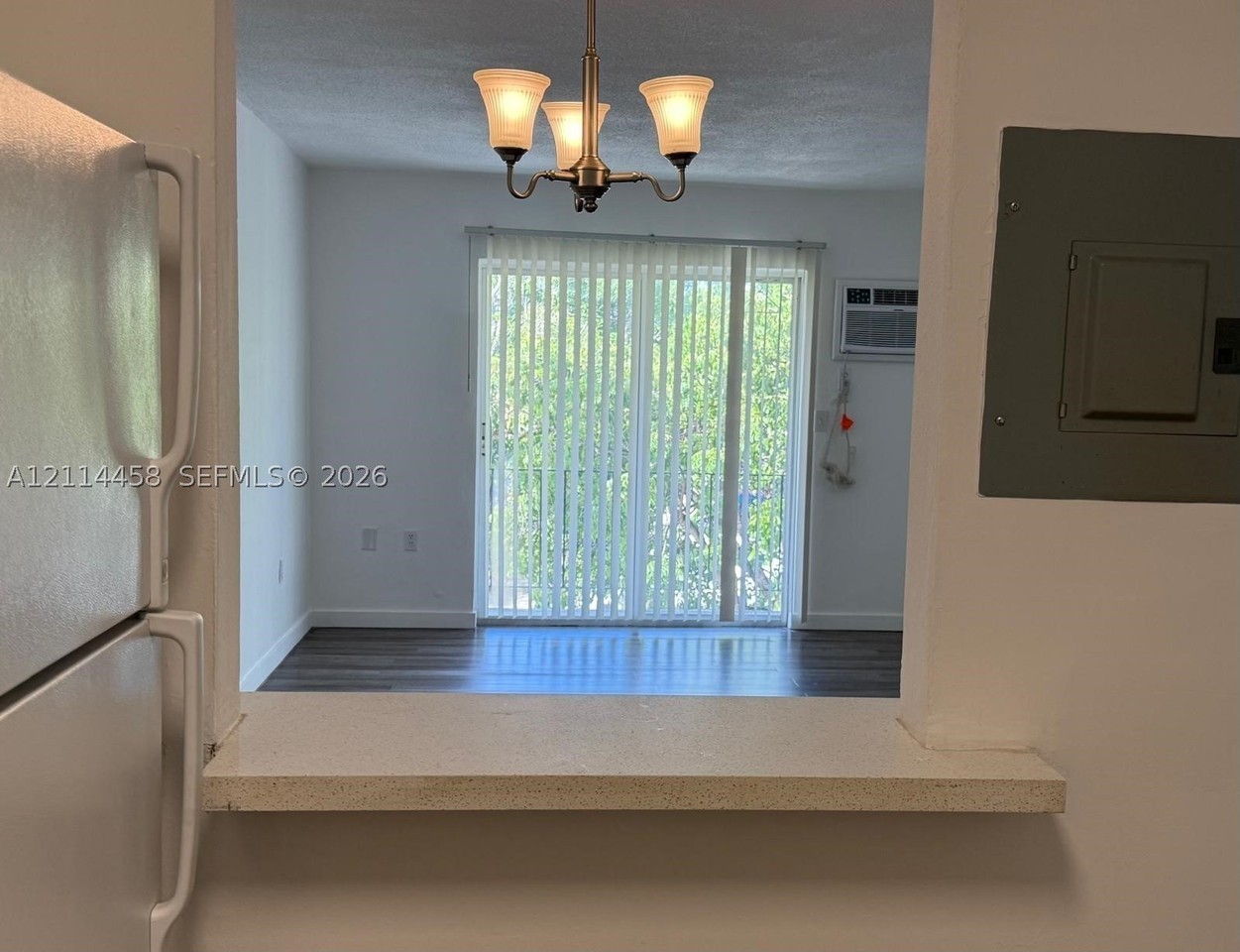7611 Ne 2nd Ct #5 - Photo 5 of 18