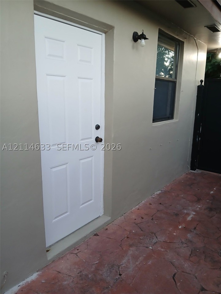14031 Sw 48th St #14031 - Photo 2 of 10