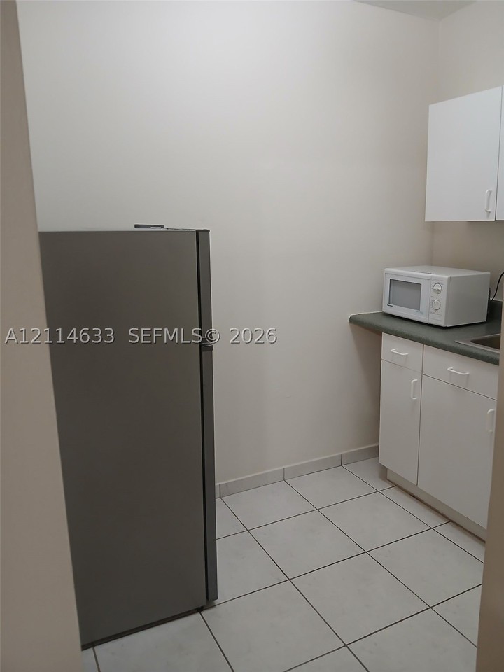 14031 Sw 48th St #14031 - Photo 5 of 10