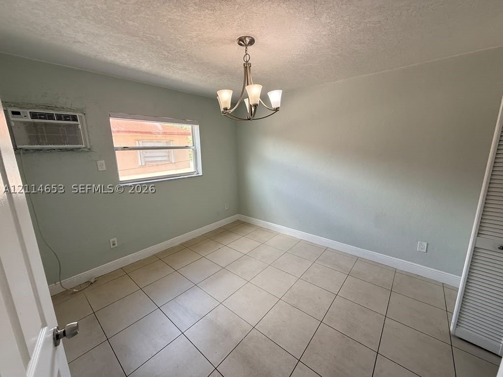 350 E 21st St #209 - Photo 5 of 5