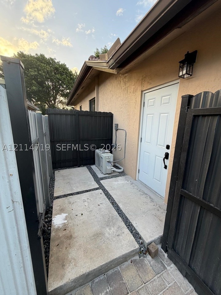 10100 Sw 159th Ave #1 - Photo 3 of 14