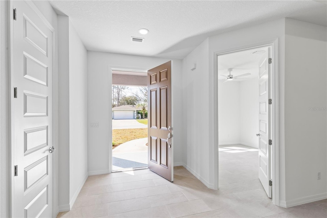 37 Penn Manor Ln - Photo 4 of 46