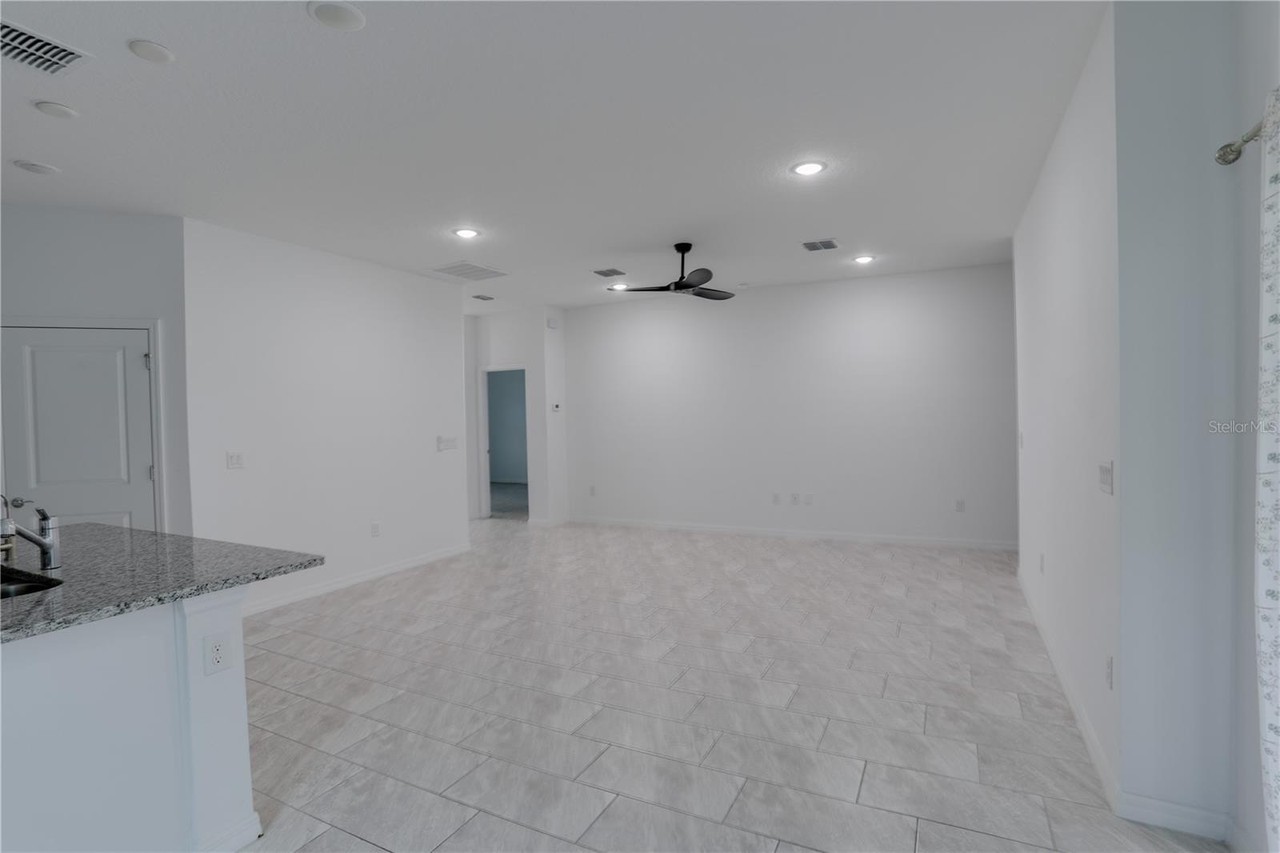 2830 Lingo Ln - Photo 5 of 24