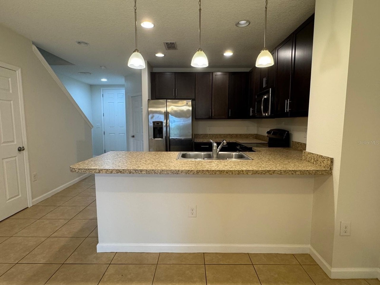 1418 Chelsea Dr - Photo 6 of 30
