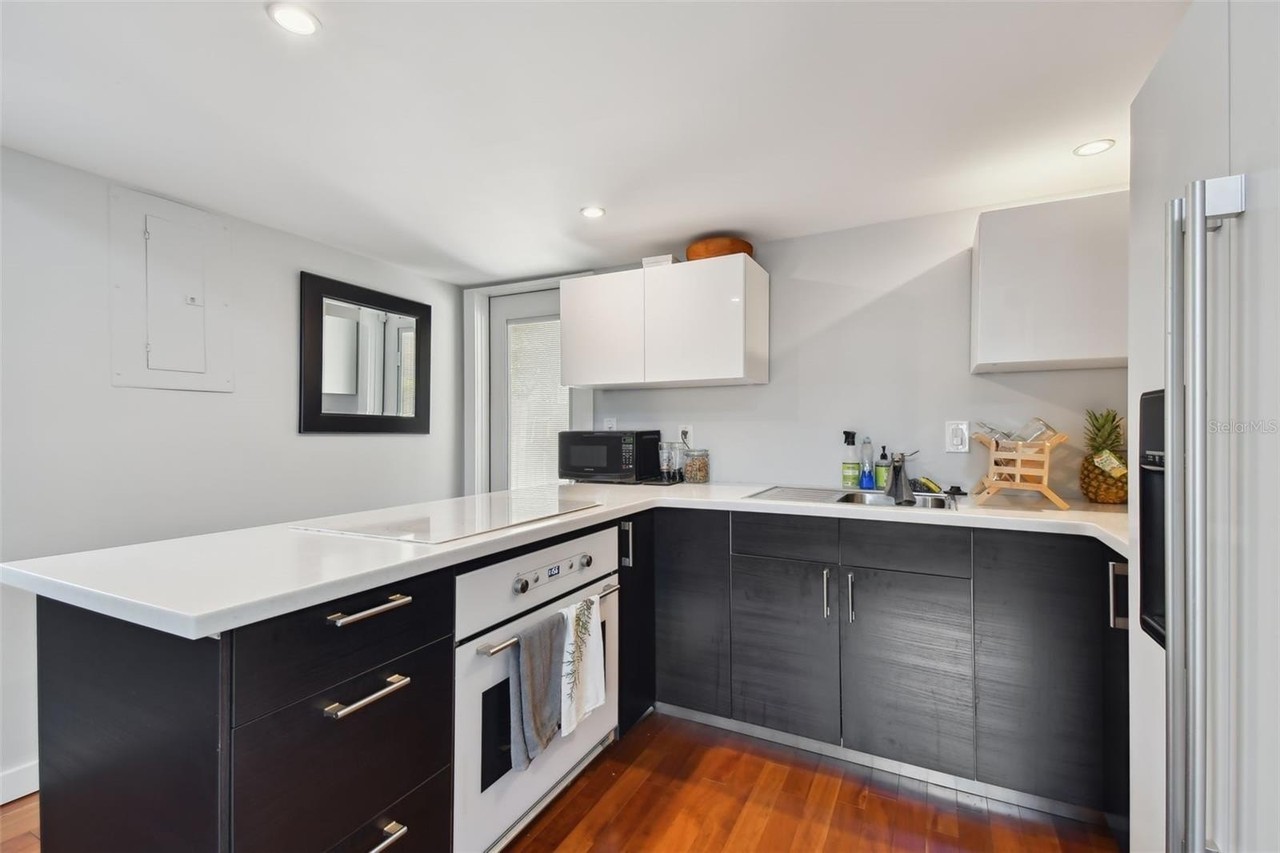 2421 7th Ave N - Photo 4 of 32