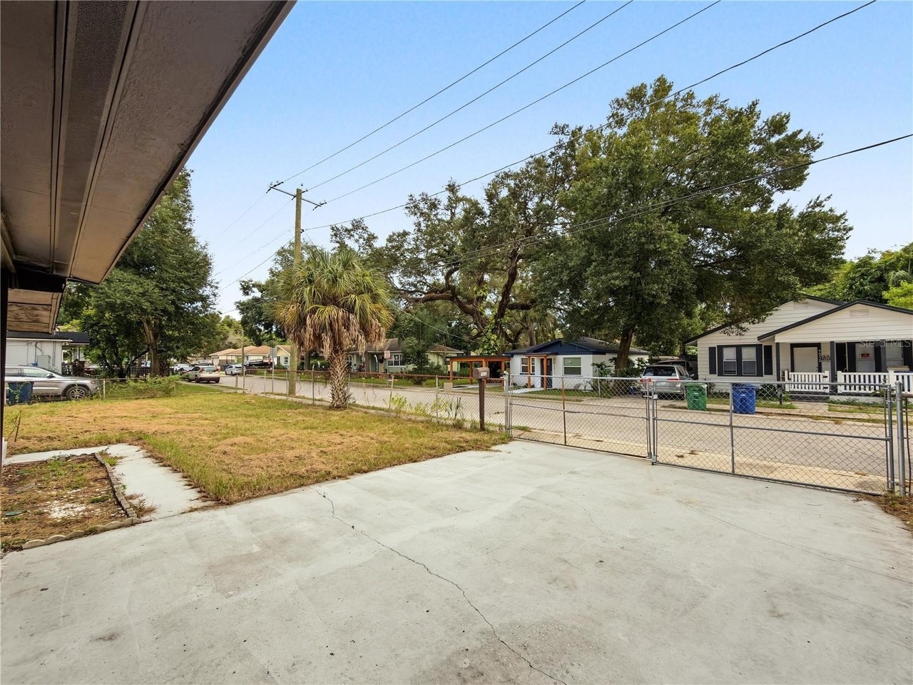 1212 E 24th Ave - Photo 2 of 27